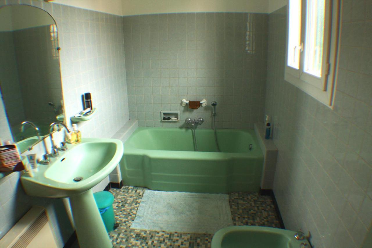 Maison Lumineuse Et Spacieuse Avec Jardin Arbore ラ・ヴァレット＝デュ＝バール エクステリア 写真
